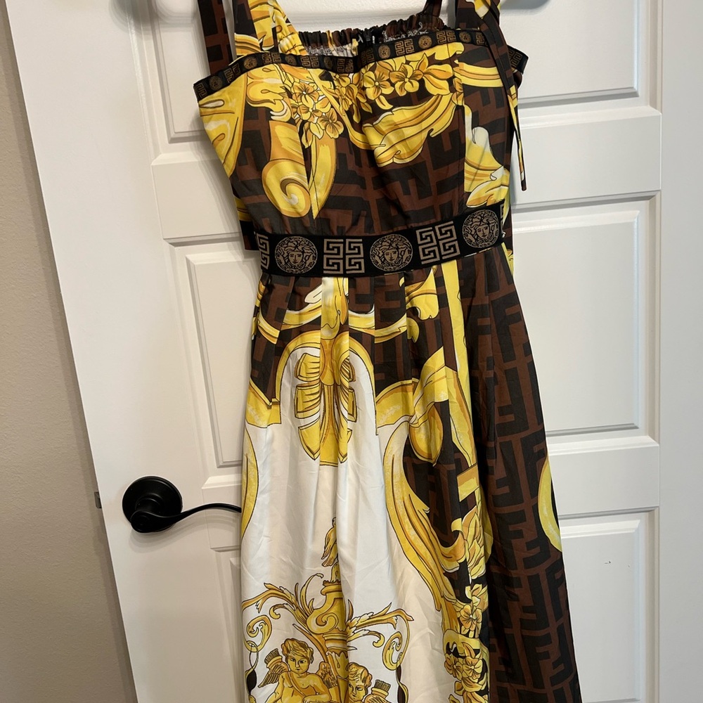 Brown and Gold Baroque Scarf